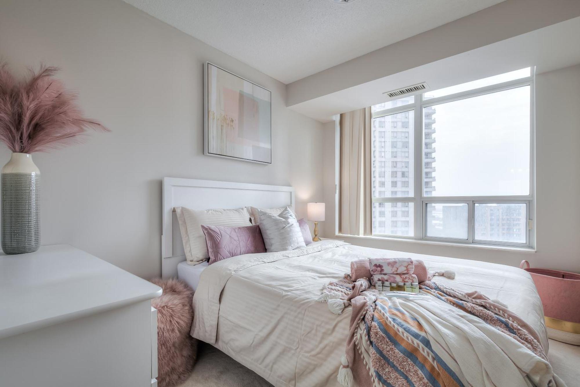 Waterfront Elite Inn Mississauga Exterior photo
